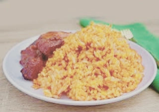 Jollof Rice With Fried Chicken
