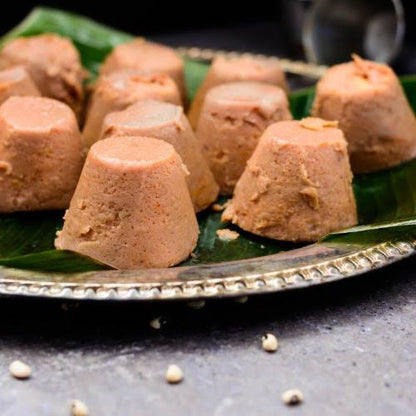 Moi - Moi (Steamed Beans Pudding)