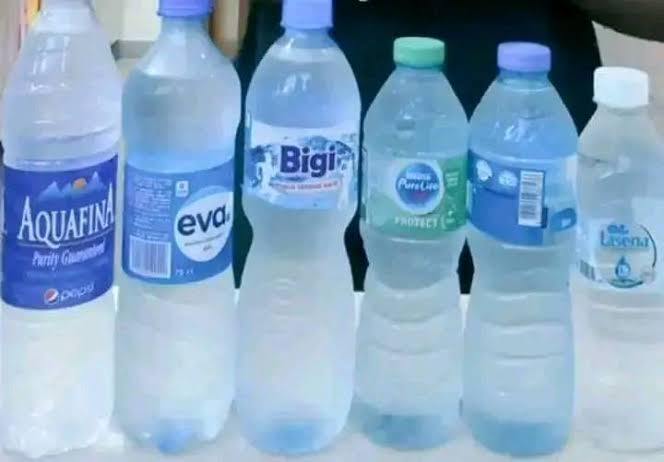 Bottled Water (75 cl)